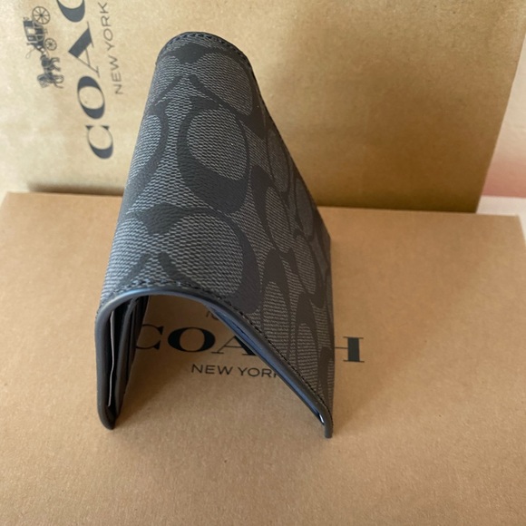 💯OUTSTOCK/NEW🆕Coach Men Bifold wallet/signatures canvas - Picture 4 of 4